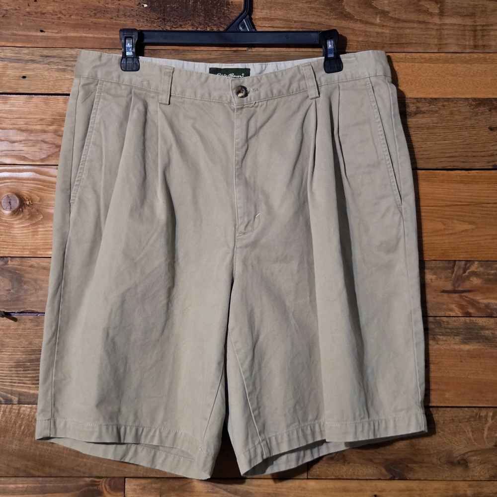 Khaki Pleated Chino Shorts Classic Fit Casual Men's 9inTan Inseam Sz 35